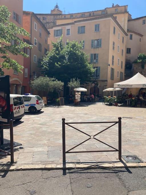 Grasse : Centre Ville Superbe Appartement 2 Chambres Dış mekan fotoğraf